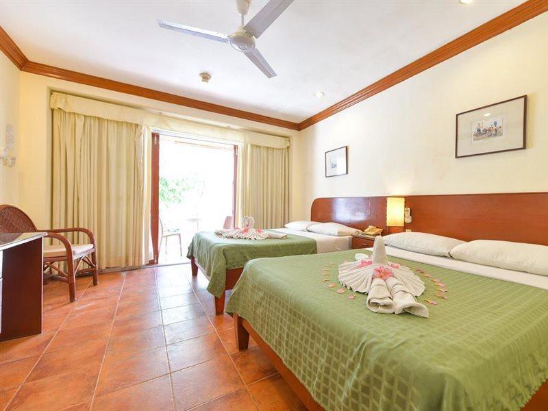 Hey Jude Resort Hotel Balabag  Екстериор снимка