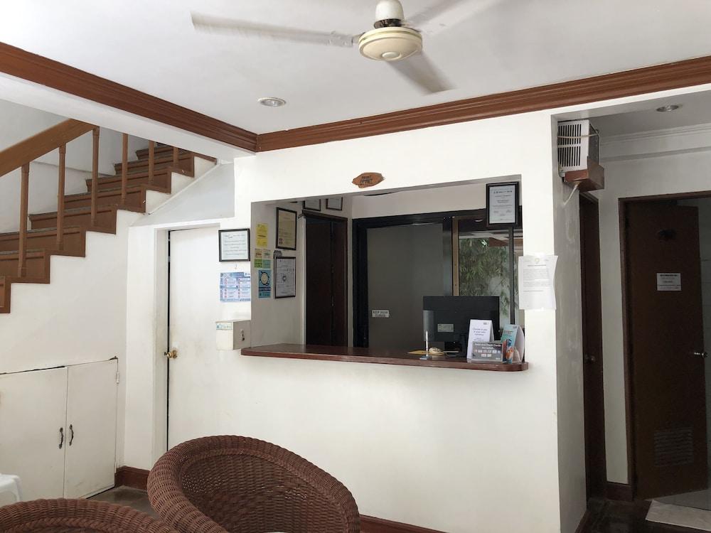 Hey Jude Resort Hotel Balabag  Екстериор снимка