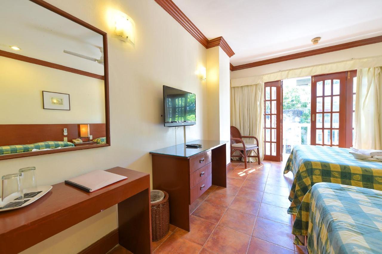 Hey Jude Resort Hotel Balabag  Екстериор снимка