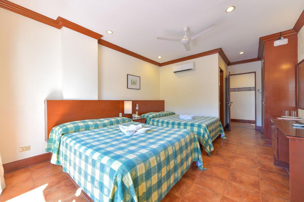 Hey Jude Resort Hotel Balabag  Екстериор снимка